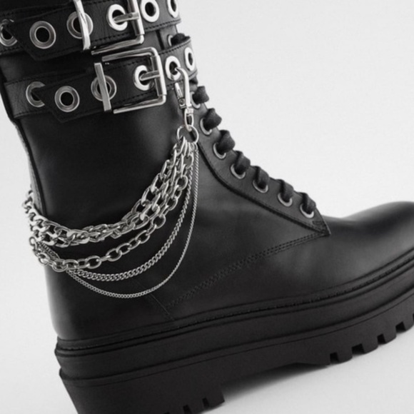 Zara Chain Laced Up Biker Moto Boot 100% leather SZ 6.5 - Picture 3 of 8